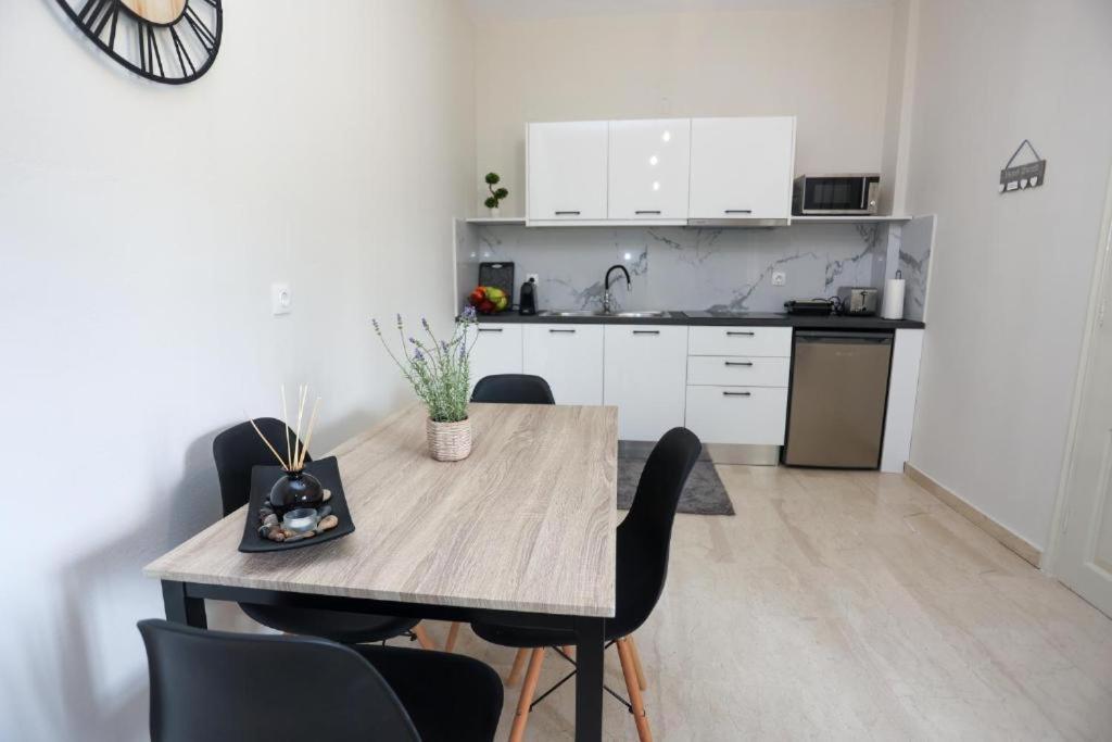 Kouros Apartments Litheres ภายนอก รูปภาพ