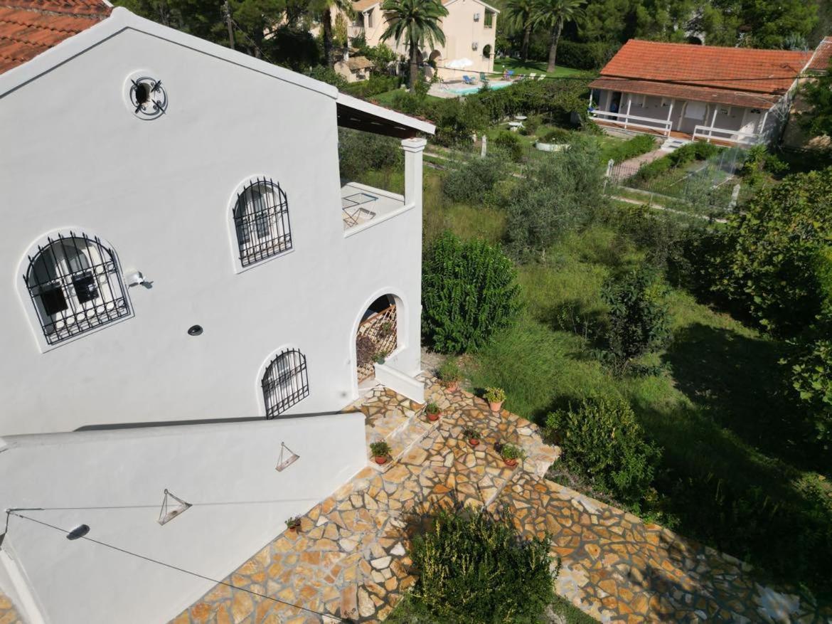 Kouros Apartments Litheres ภายนอก รูปภาพ